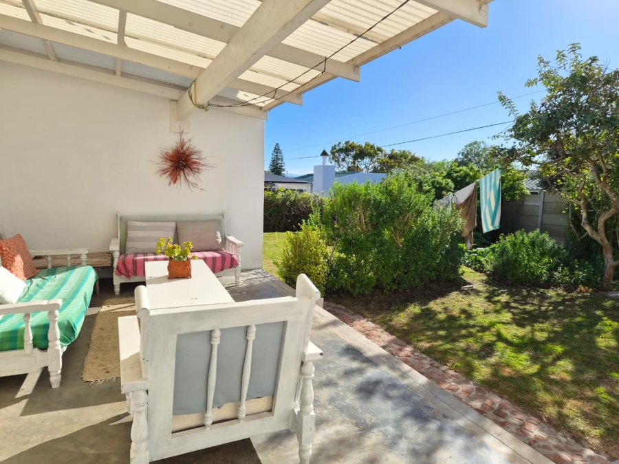 6 Bedroom Property for Sale in Stilbaai Wes Western Cape